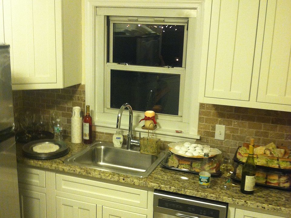 1st image of 41 Garden City Dr APT 10