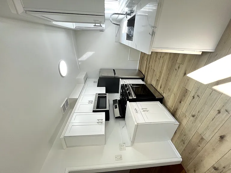 MLK Blvd Apartments — Photo 65