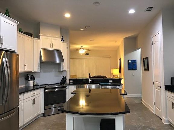 3rd image of 32383 Fern Parke Way