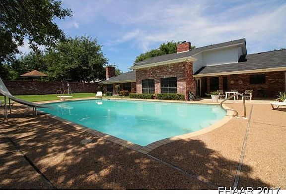 4th image of 211 Roy Reynolds Dr