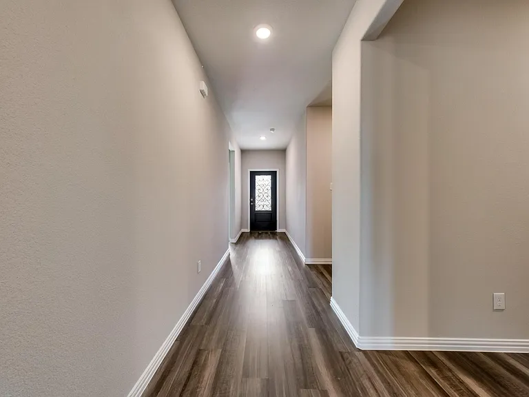 2124 Sun Star Dr — Photo 6