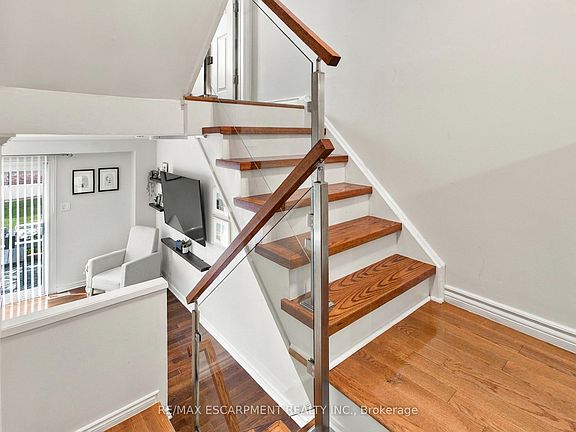 3rd image of 371 Bronte St S #59