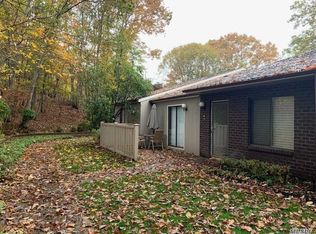 165 Birchwood Rd, Coram, NY 11727
