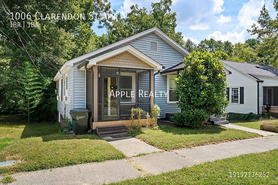 1st image of 1006 Clarendon St #A
