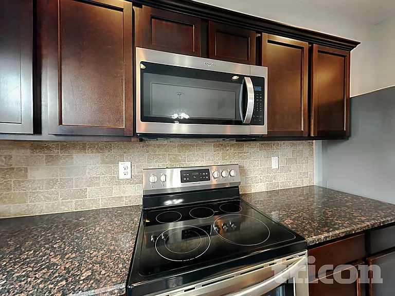 283 Pernell Dr — Photo 12