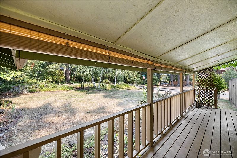 5th image of 8609 Lake Forest Drive SE