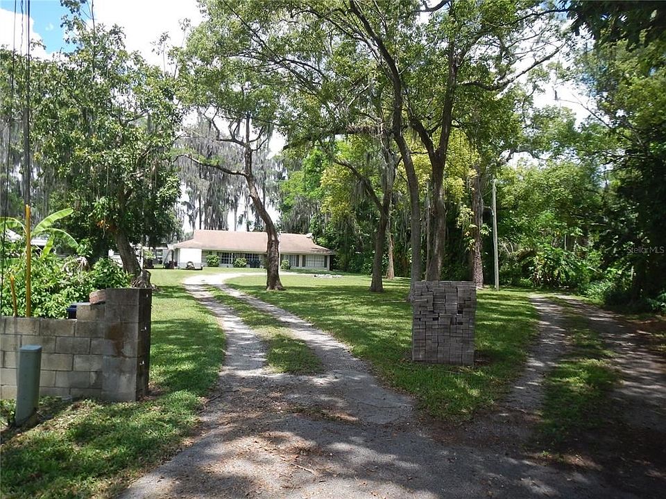 1st image of 37 Parkwood Pl
