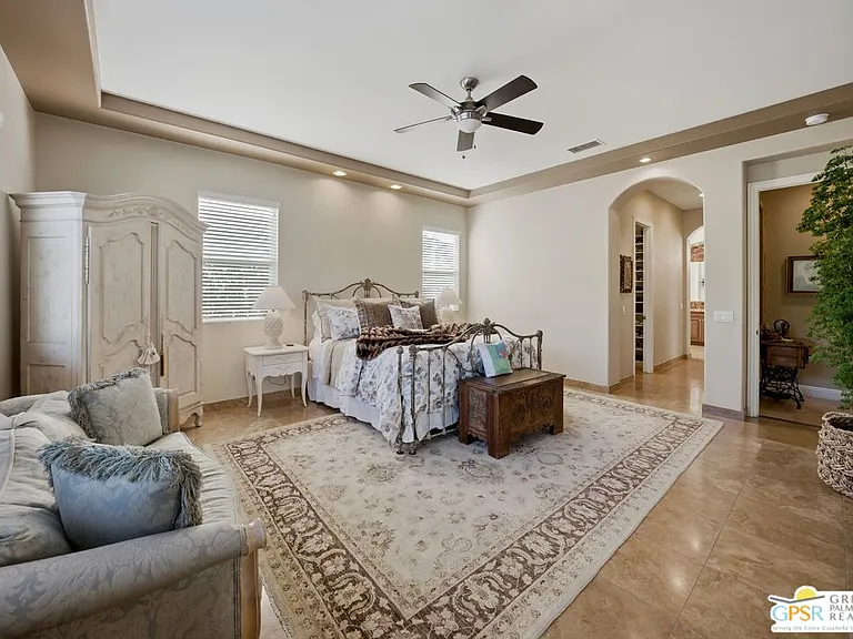 104 Azzuro Dr — Photo 38