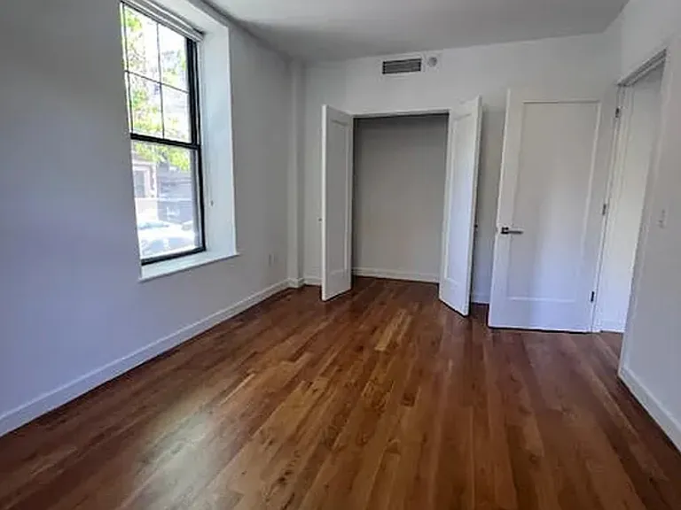 123 Parkside Ave #1S — Photo 12