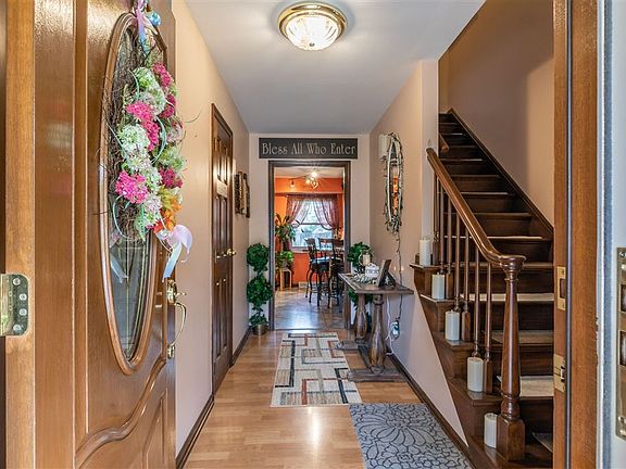 2nd image of 6611 Goldenrod Dr