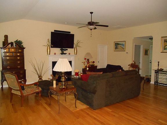 5th image of 501 Cheltenham Dr