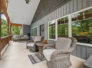 10866 Hodge Ln, Gravette, AR 72736