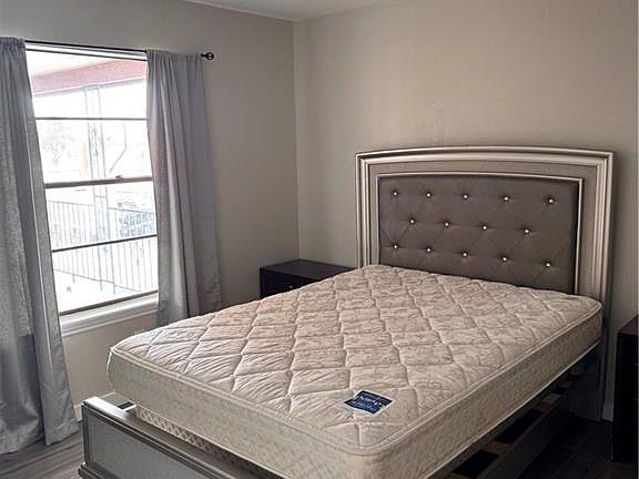 5th image of 600 Toronto Ave APT 21