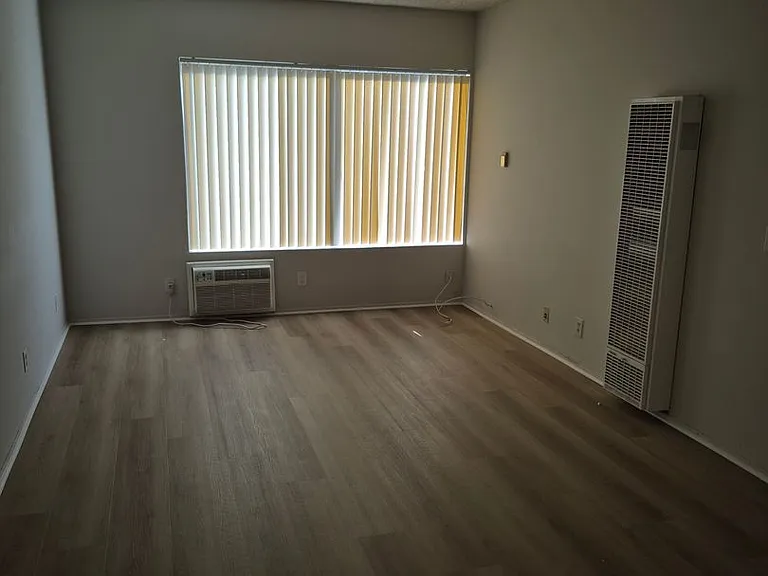 1130 W. San Bernardino Rd — Photo 21