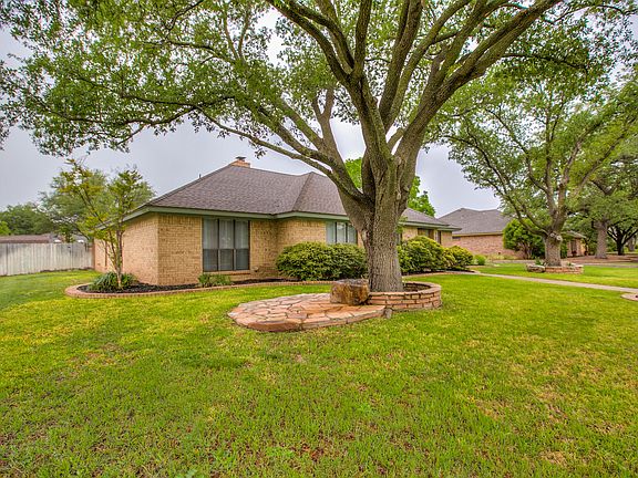 3rd image of 3309 Grandview Dr
