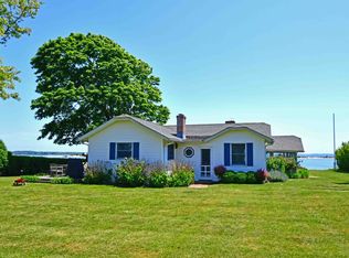 5 Montclair Ave, Shelter Island, NY 11964