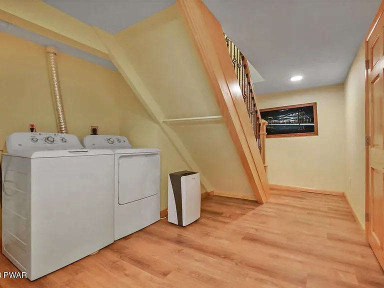853D Spring Hill Rd — Photo 23