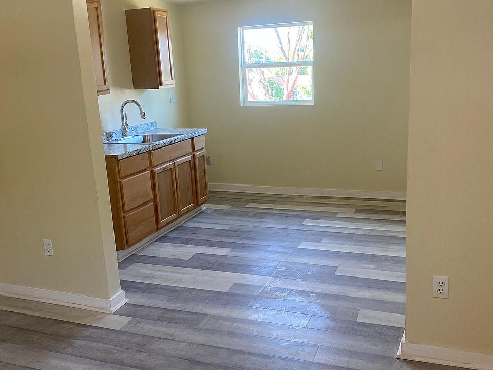 1st image of 2111 Washington St W