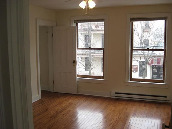 3rd image of 58 Phila St APT 4