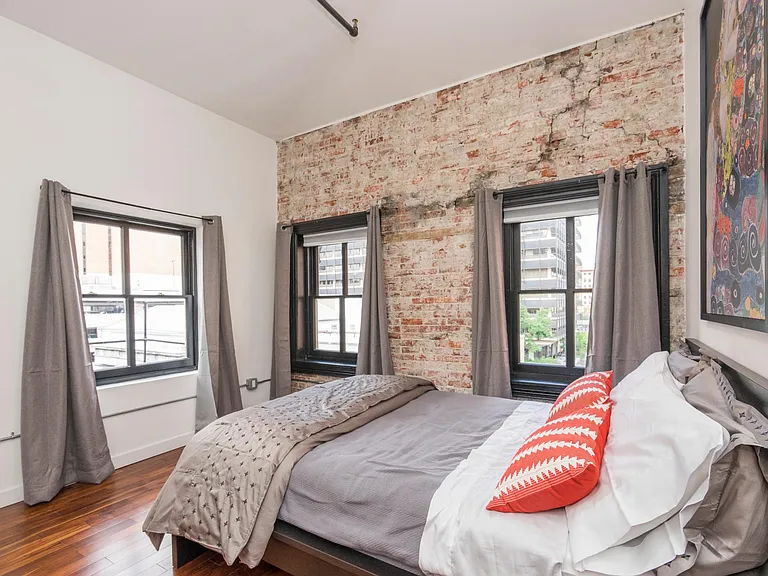 30 S 7th St #FURNISHED — Photo 13