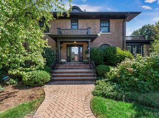 601 N Main St, Glen Ellyn, IL
