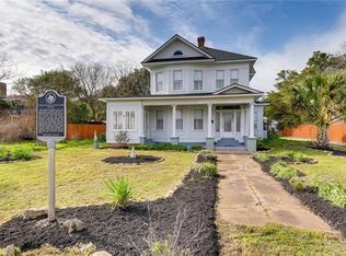 200 S Sledge St, Kyle, TX 78640