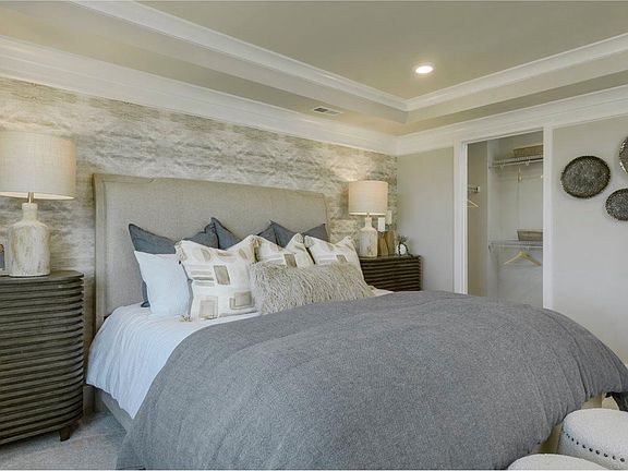 5th image of 6813 Winterhill Ln