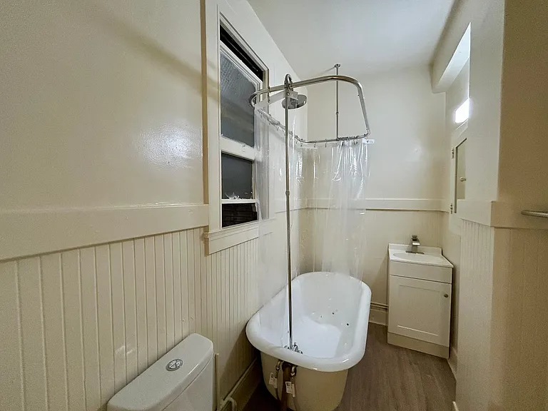 1027 Grant Ave #8 — Photo 9