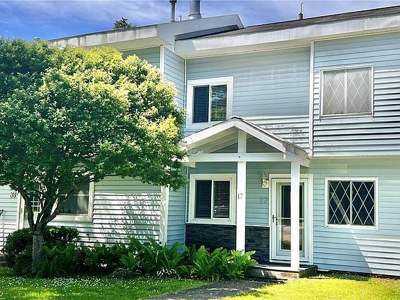 2nd image of 17 Evergreen Dr
