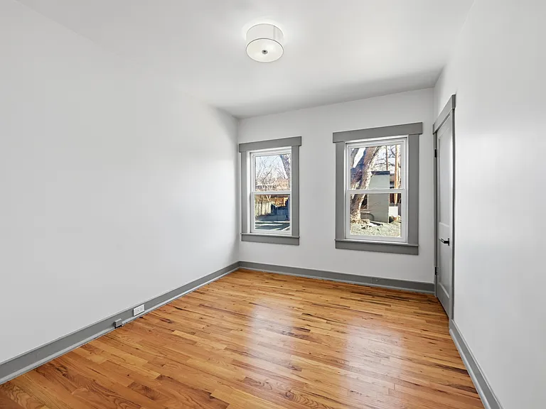 296 S Lafayette St — Photo 17