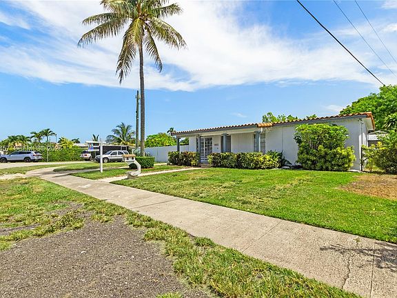 4th image of 10771 SW 51st Dr