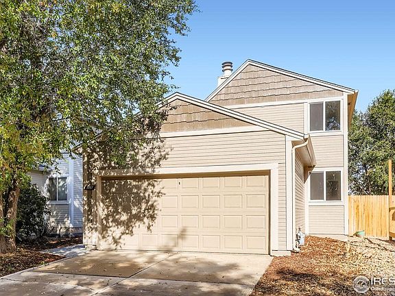 3rd image of 1061 Townley Cir