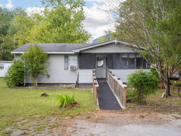 805 Pickett Gulf Rd, Hixson, TN 37343