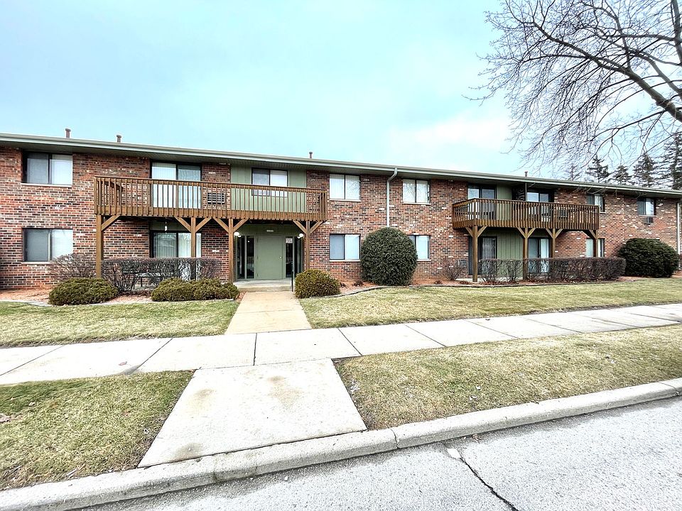 1st image of 11322 W National Ave #204