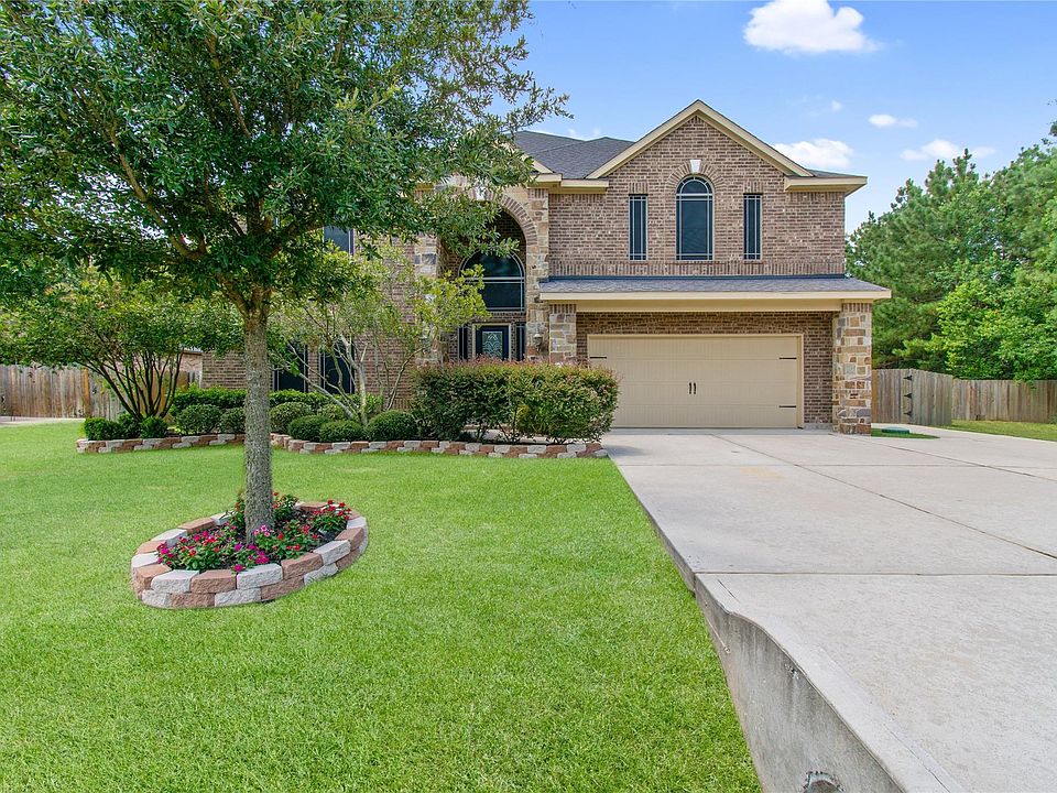 1st image of 10922 N Country Club Green Dr