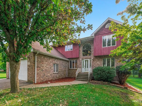 16561 S Lily Cache Rd, Plainfield, IL 60586