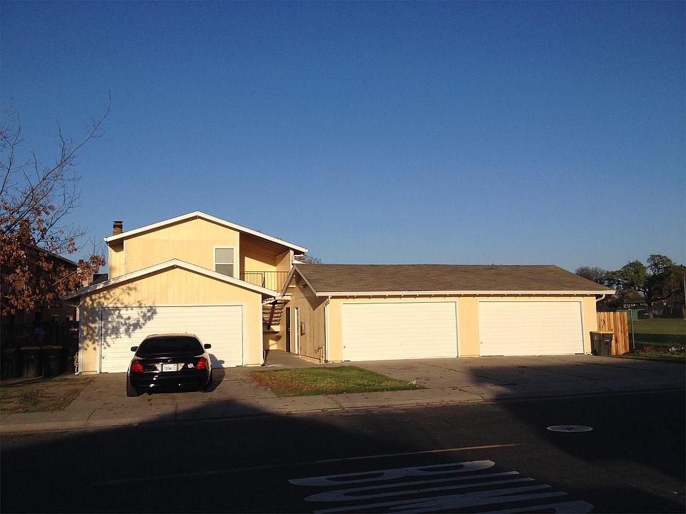 9332 Branstetter Exterior