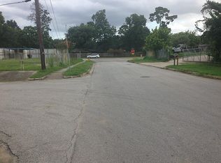 890 Chas Ln, Houston, TX 77091