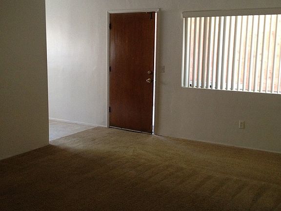 5th image of 4433 Temecula St APT 3