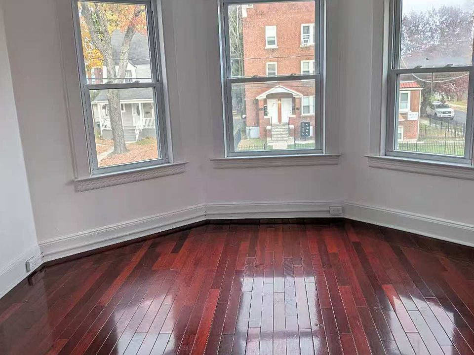 1st image of 373 Prospect Ave Unit 2