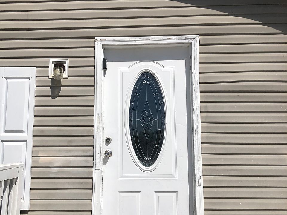 1st image of 401 Water Oak Cir #B