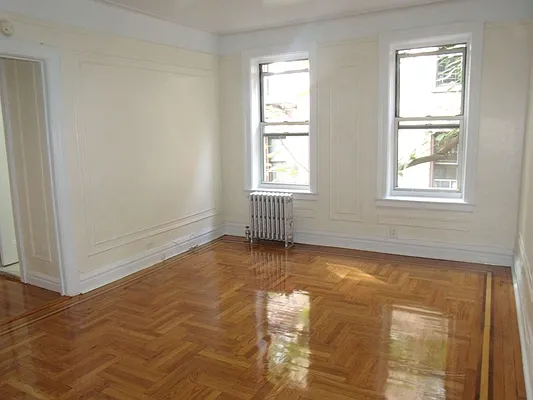 Rented by LG Realty Solutions Inc | media 7