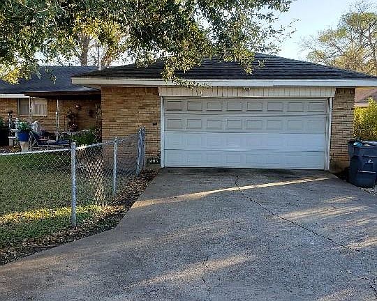 2nd image of 1405 Sunny Glen Dr