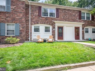 5917 Kingsford Rd #366, Springfield, VA 22152