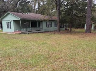 540 Sportsman Dr, Trinity, TX 75862