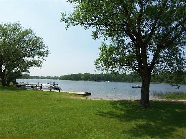 1st image of 7370 Lakehaven Dr