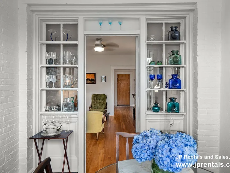 335 S Huntington Ave #12 — Photo 12
