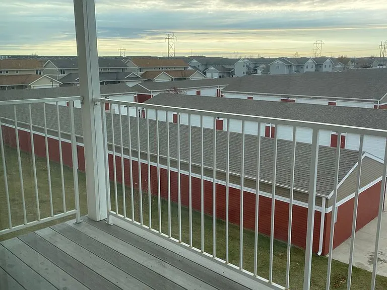 The Edge of Osgood Apartments — Photo 93