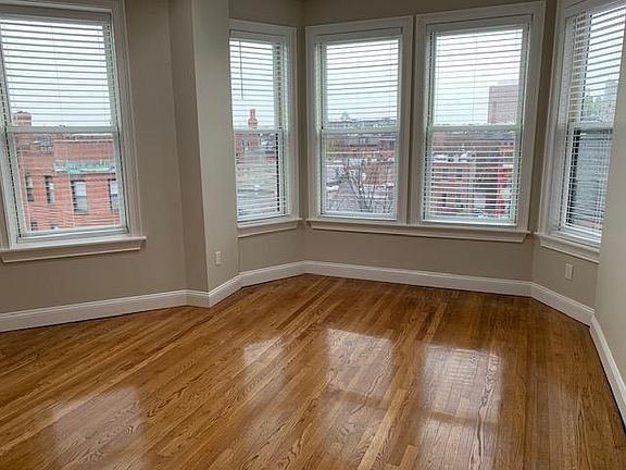 Large 5th floor living room!