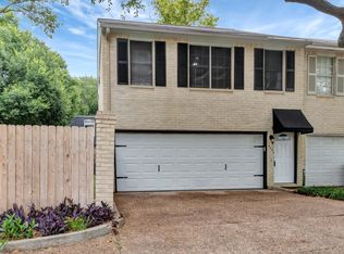 204 Westwood St, Victoria, TX 77901